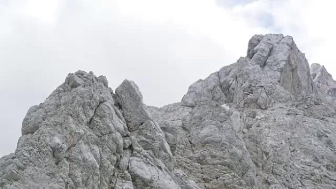 空中崎岖山顶空中崎岖山顶