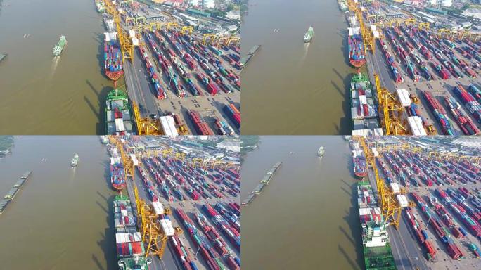4K: 船厂带工作起重机桥的集装箱货运船
