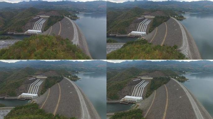 泰国北碧府Srinagarind大坝鸟瞰图