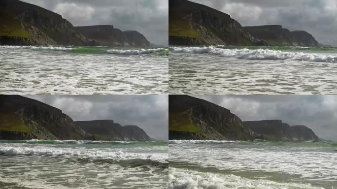 爱尔兰阿基尔岛的龙骨海滩海岸线
