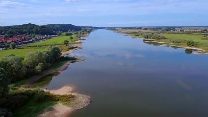 德国下萨克森州生物圈保护区 “nieders ä chsische Elbtalaue” 和易贝河的