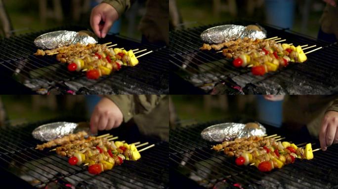 男子在夏季烧烤