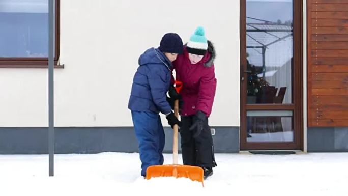 让我们一起除雪