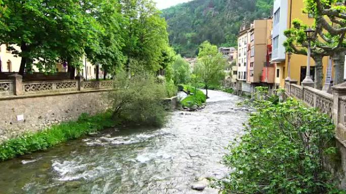 Freser River in Ribes de Freser村