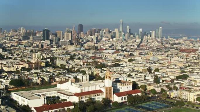 旧金山任务区的空中建立镜头