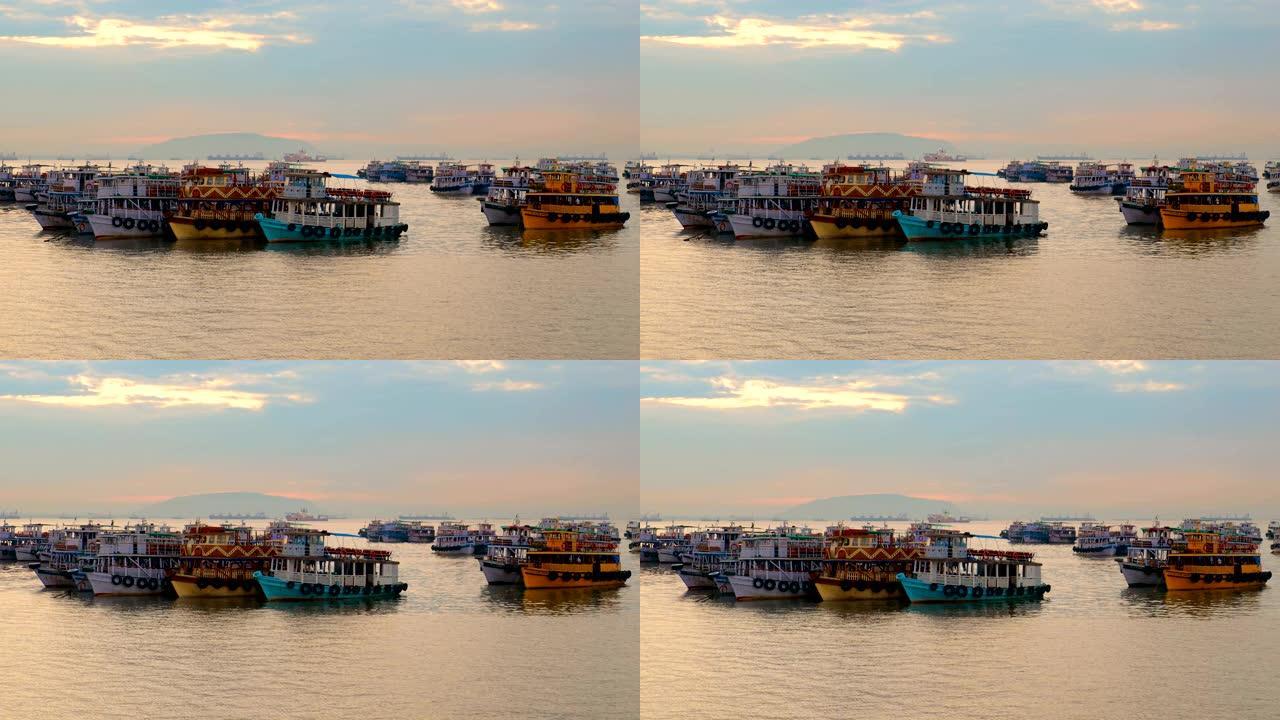 黎明时孟买水上的船只。印度马哈拉施特拉邦孟买Colaba地区。