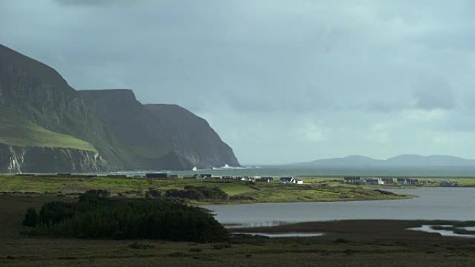 爱尔兰阿基尔岛的T/L龙骨村和海滩