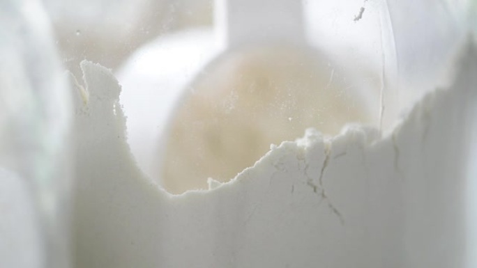 面粉锅的宏观场景奶粉特写奶粉桶一勺奶粉