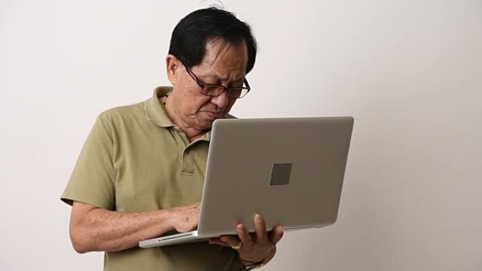 高级技术高级技术老人笔记本电脑