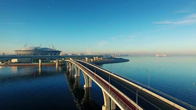 Krestovsky体育场，也称为Zenit Arena，是位于俄罗斯圣彼得堡Krestovsky岛