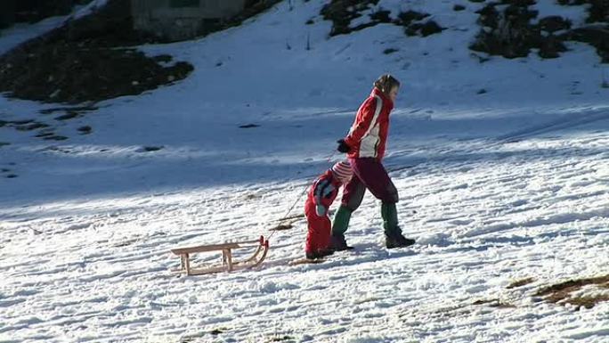 高清: 雪上雪橇冬季雪天俄国人文风光风景