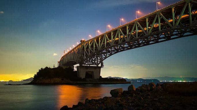世界上晚上最长的两层桥