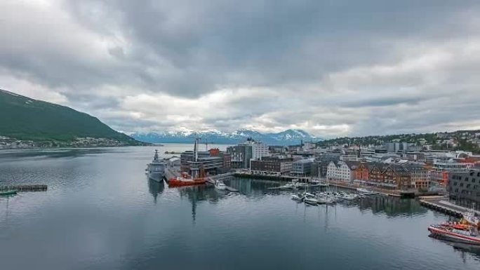 挪威北部特罗姆瑟的码头景观