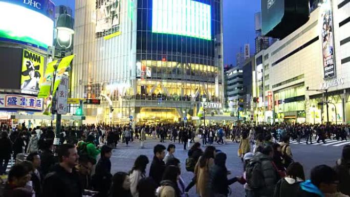 东京涩谷区的行人人行横道