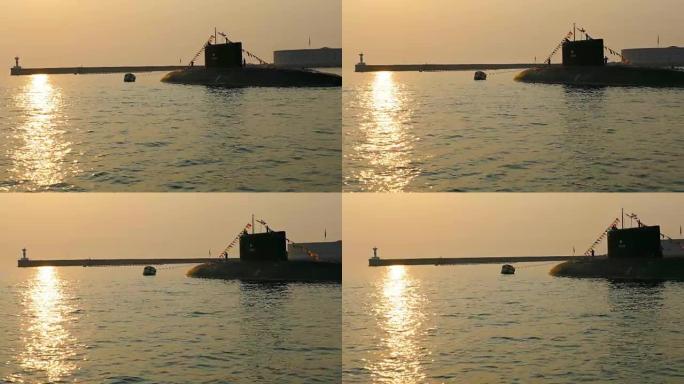 日落时的潜水艇剪影