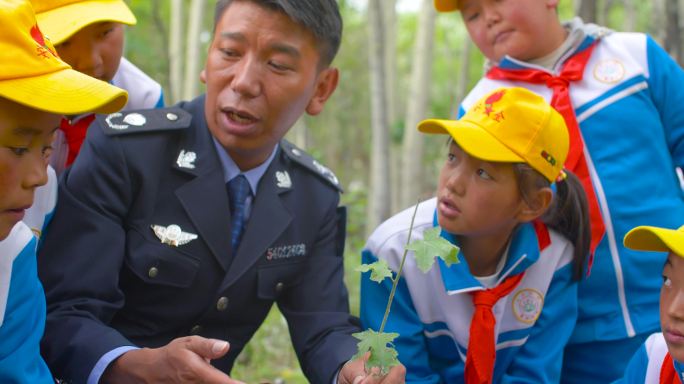 学生环保讲解 爱护环境课程