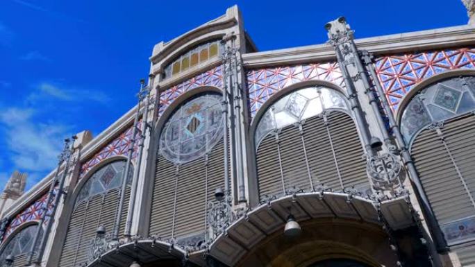 西班牙城市中具有个性化设计的美丽历史建筑