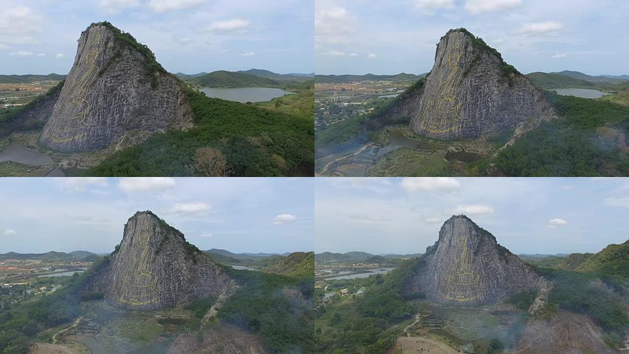 泰国春武里府Sattahip的Khao Chee Chan悬崖上的佛像雕刻悬崖