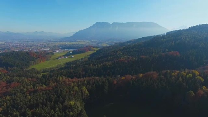 空中: 秋天的巴伐利亚景观