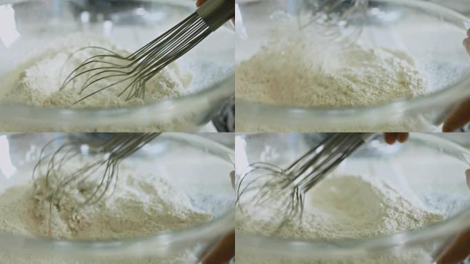 打蛋器和面粉