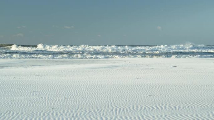 格雷顿海滩上的白色沙滩