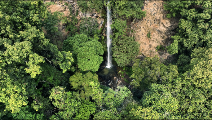 【4K】莫里瀑布 热带雨林景区