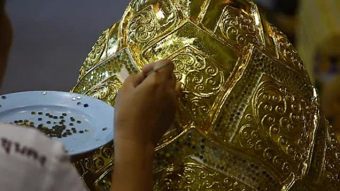 泰国艺术，手绘金色到盒子