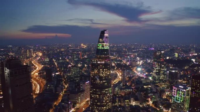 越南胡志明市夜景鸟瞰图