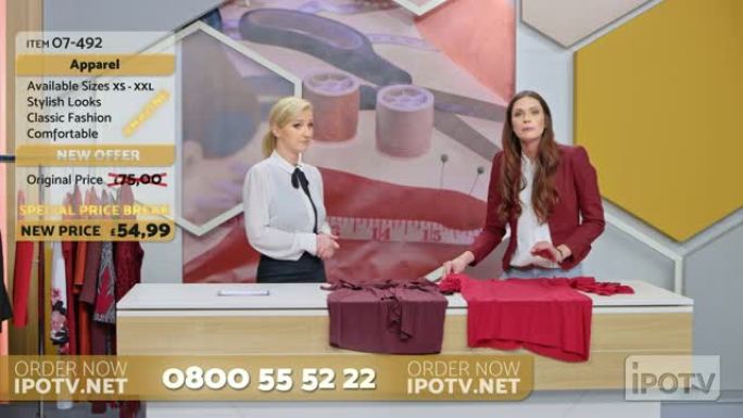 英国商业广告蒙太奇: 电视节目中的女性造型师与女主持人谈论桌上礼服的设计