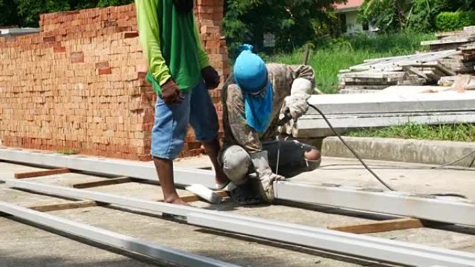 工人电弧焊钢施工现场施工重地农民工