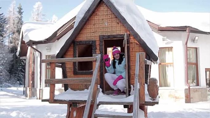 木制小屋中的少女，冬季场景