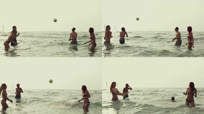 朋友们在海里打沙滩排球
