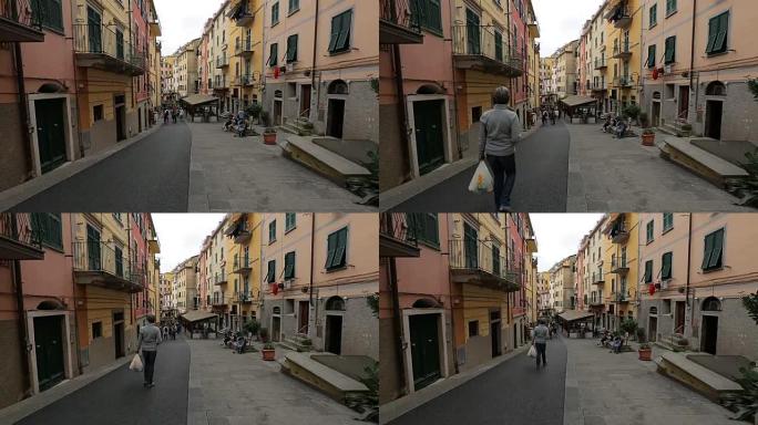 意大利里奥马焦雷村的街头漫步。里奥马焦雷是五个著名的海岸村庄之一