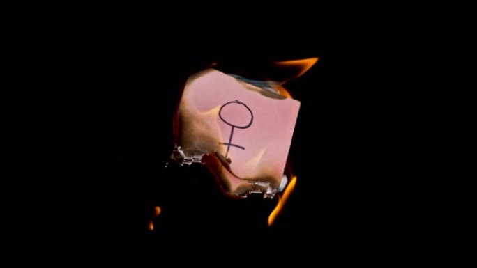 SLO MO LD粉红色的纸与手绘的女性象征起火
