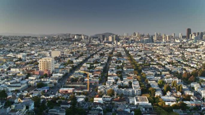 从任务空中俯瞰旧金山的城市景观