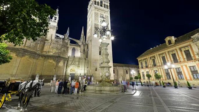 西班牙塞维利亚大教堂的夜晚时光倒流