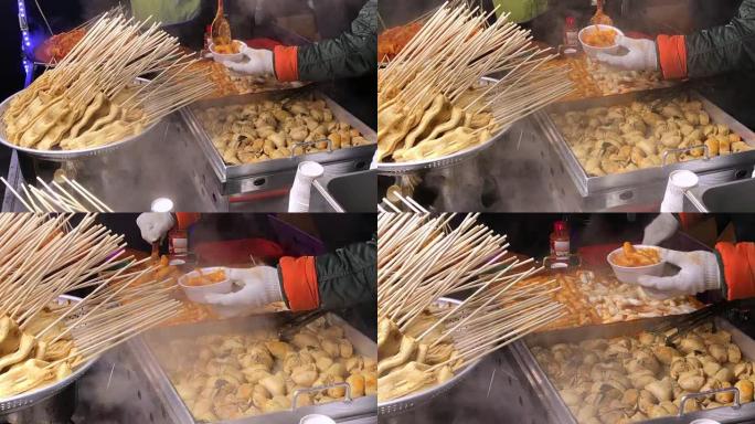 韩国首尔明洞街美食热关东棒汤。