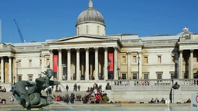 伦敦特拉法加广场喷泉和国家美术馆