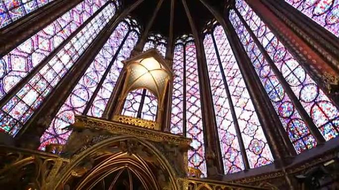 巴黎的圣小教堂仰望仰拍仰视