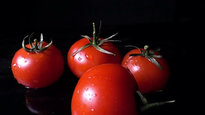 番茄掉落和飞溅西红柿蔬菜