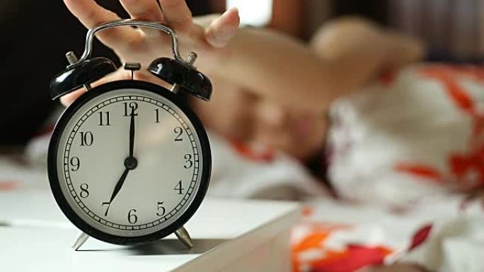 醒醒，女人努力