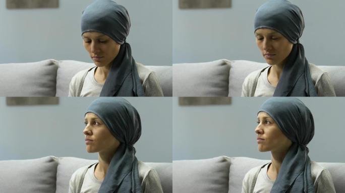 患有癌症的女人在化疗后感到绝望和绝望，悲观的前景
