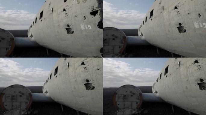 冰岛Solheimasandur海滩上坠毁的飞机机身残骸的特写镜头