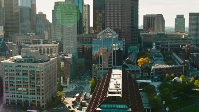 带有戏剧性镜头耀斑的马萨诸塞州波士顿市中心鸟瞰图