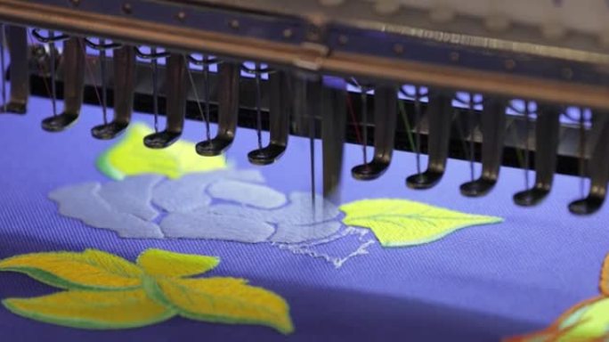 数字图案自动工业缝纫机。现代纺织工业。