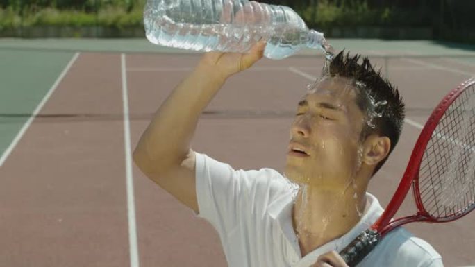 慢动作水瓶网球运动游戏
