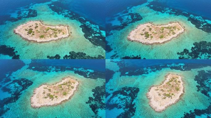 爱琴海中的小岛美景蓝色爱情岛