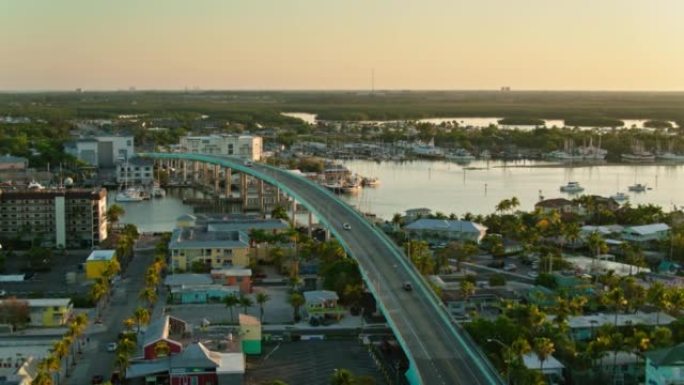 Ft马坦萨斯通道桥的鸟瞰图。佛罗里达州迈耶斯海滩