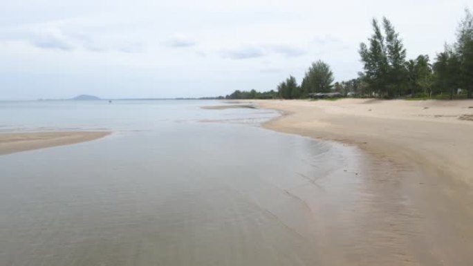 飞往Sae，沙滩，海浪和沙滩的空中拍摄