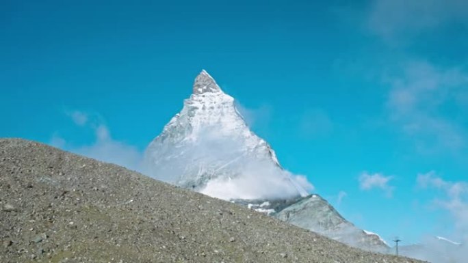 马特宏峰的景色。沙砾地貌高峰意境-抽象